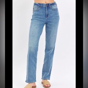 Judy Blue Mid-Rise Straight Fit Jeans 29